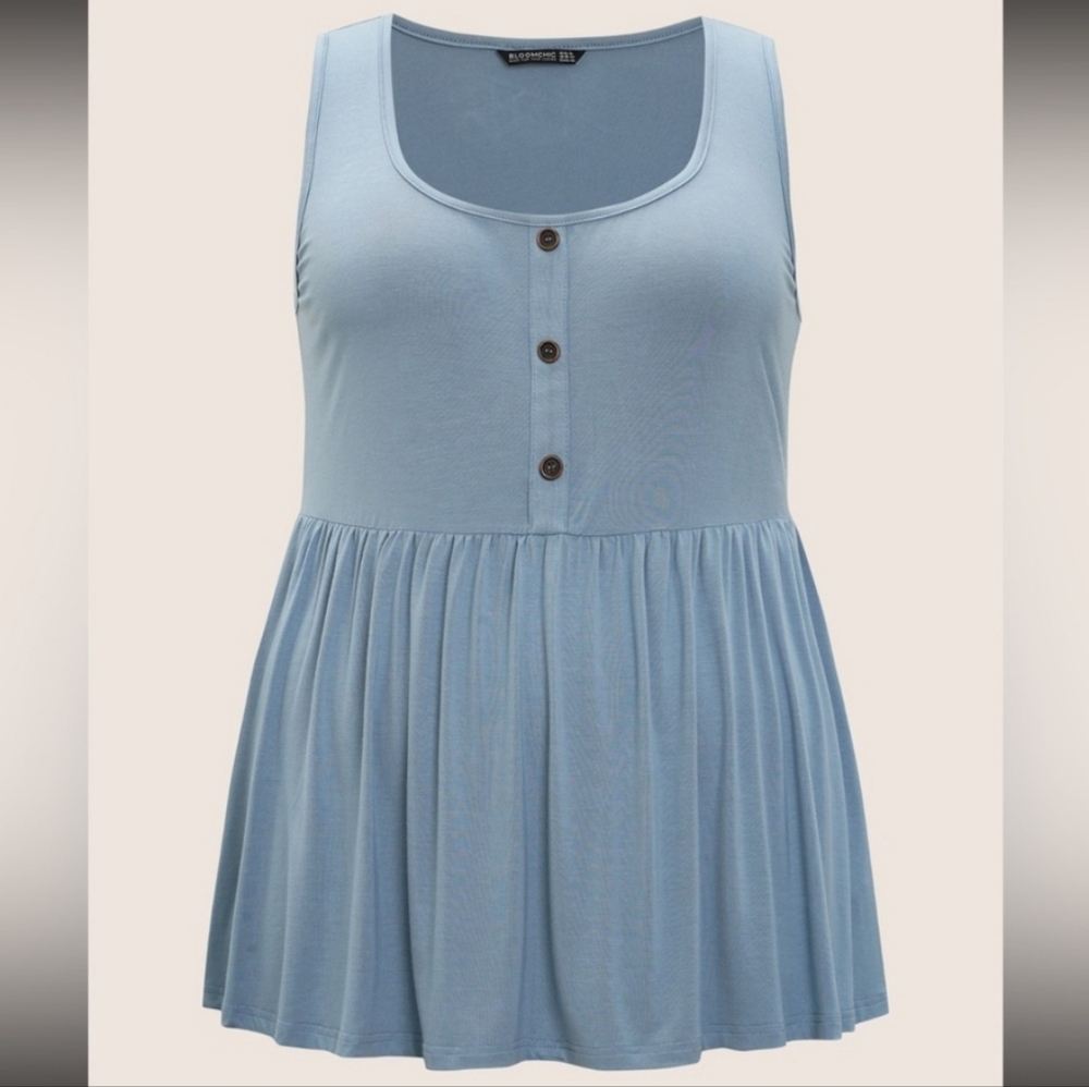 BloomChic Blue Buttoned Tank Top - Picture 5 of 10
